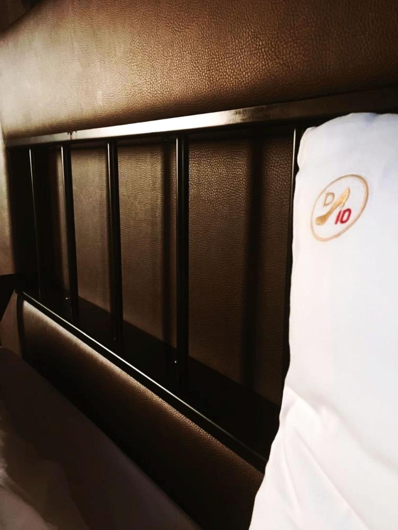 Domaine 10 Hotel Schore ภายนอก รูปภาพ